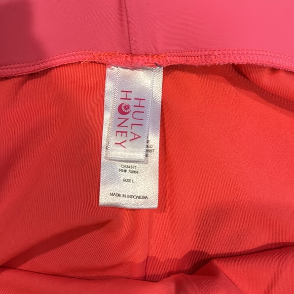 Bikini - Picture 7 of 8